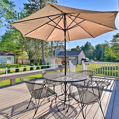 East Tawas Lake Huron House With Grill And Beach Access! מראה חיצוני תמונה