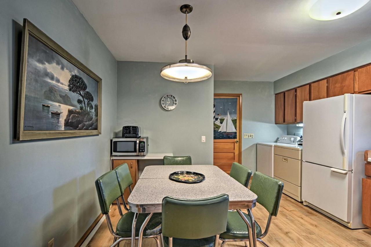 East Tawas Lake Huron House With Grill And Beach Access! מראה חיצוני תמונה