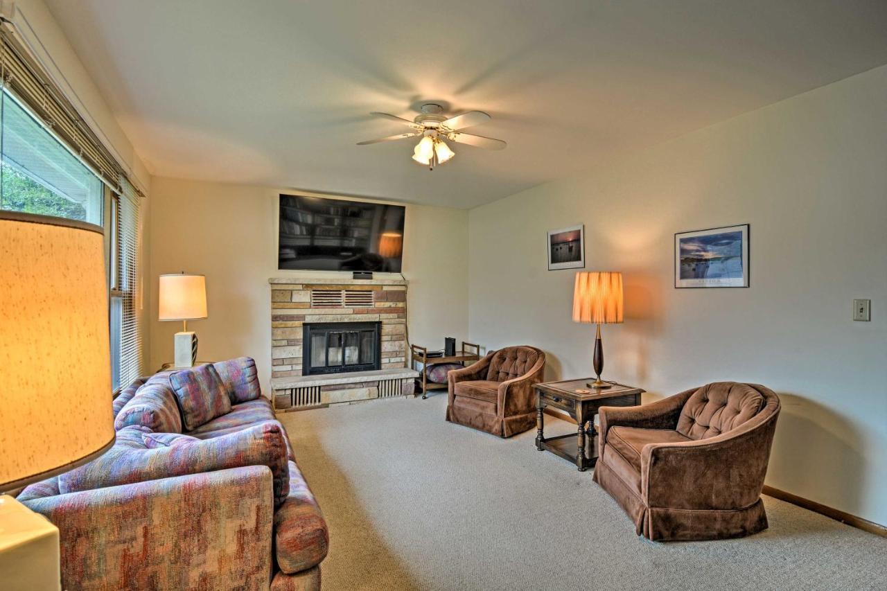 East Tawas Lake Huron House With Grill And Beach Access! מראה חיצוני תמונה